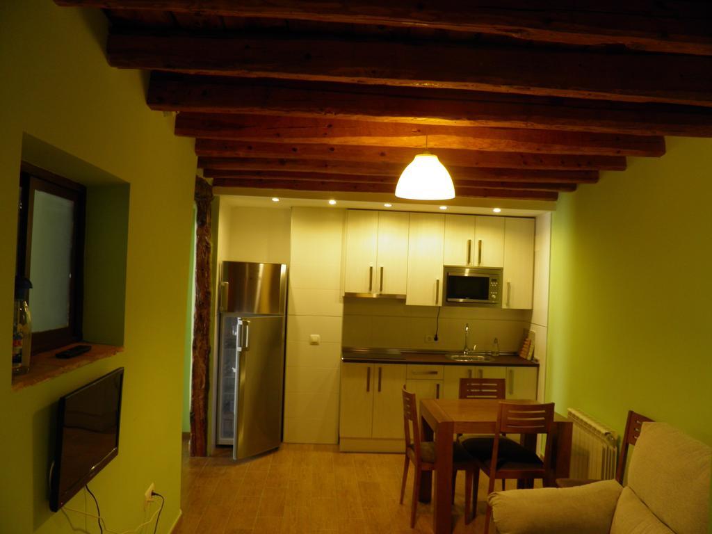 Apartamentos Turísticos Peñafiel Quarto foto