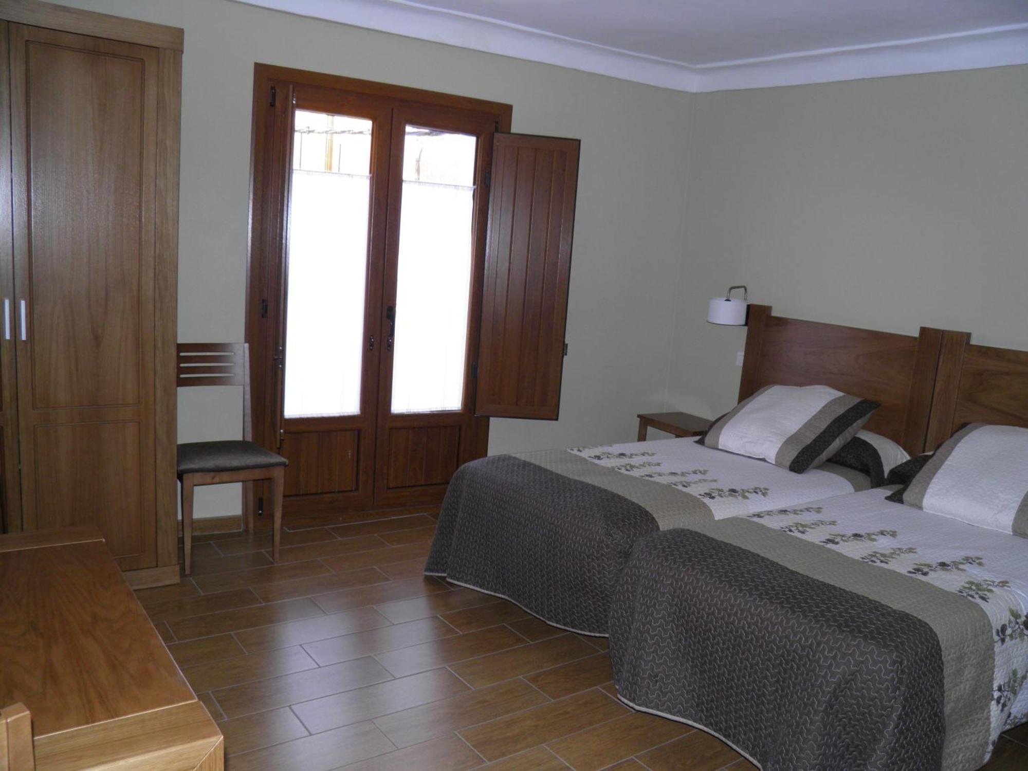 Apartamentos Turísticos Peñafiel Quarto foto