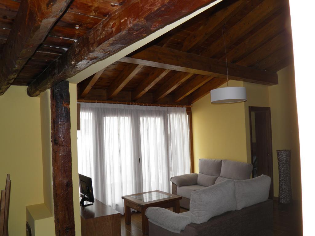 Apartamentos Turísticos Peñafiel Quarto foto